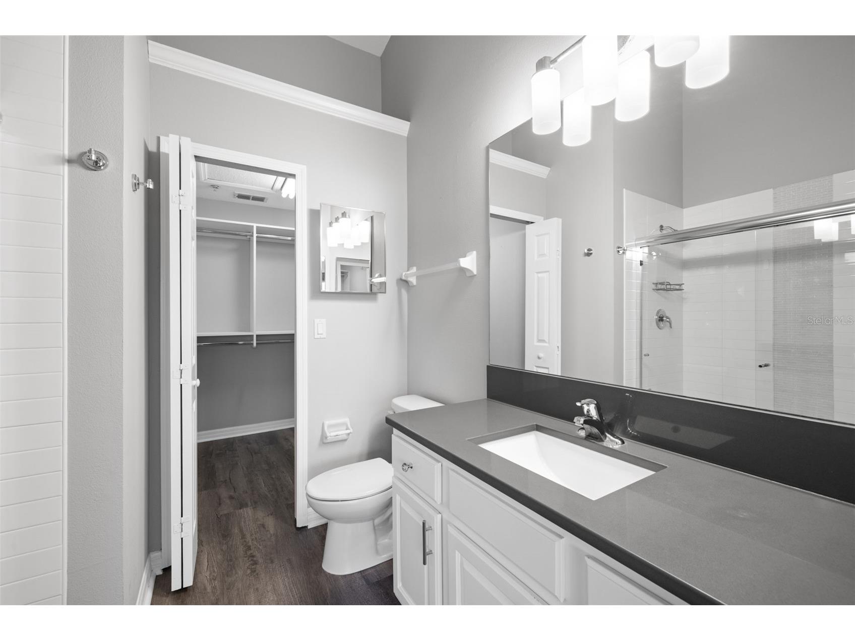 11231 Kapok Grand Circle Saint Petersburg FL 33708 TB8454332 image22