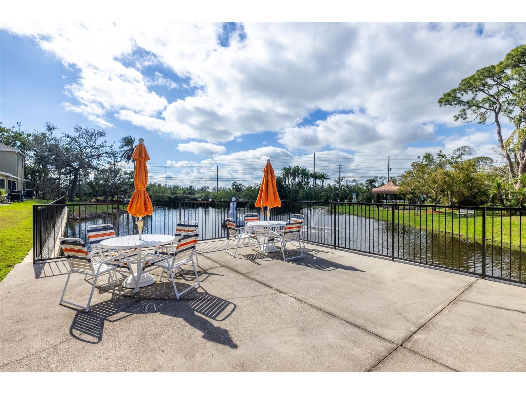 11231 Kapok Grand Circle Saint Petersburg FL 33708 TB8454332 image31