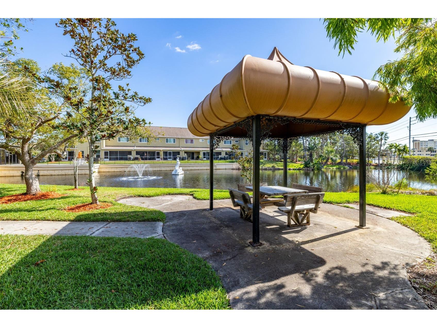 11231 Kapok Grand Circle Saint Petersburg FL 33708 TB8454332 image33