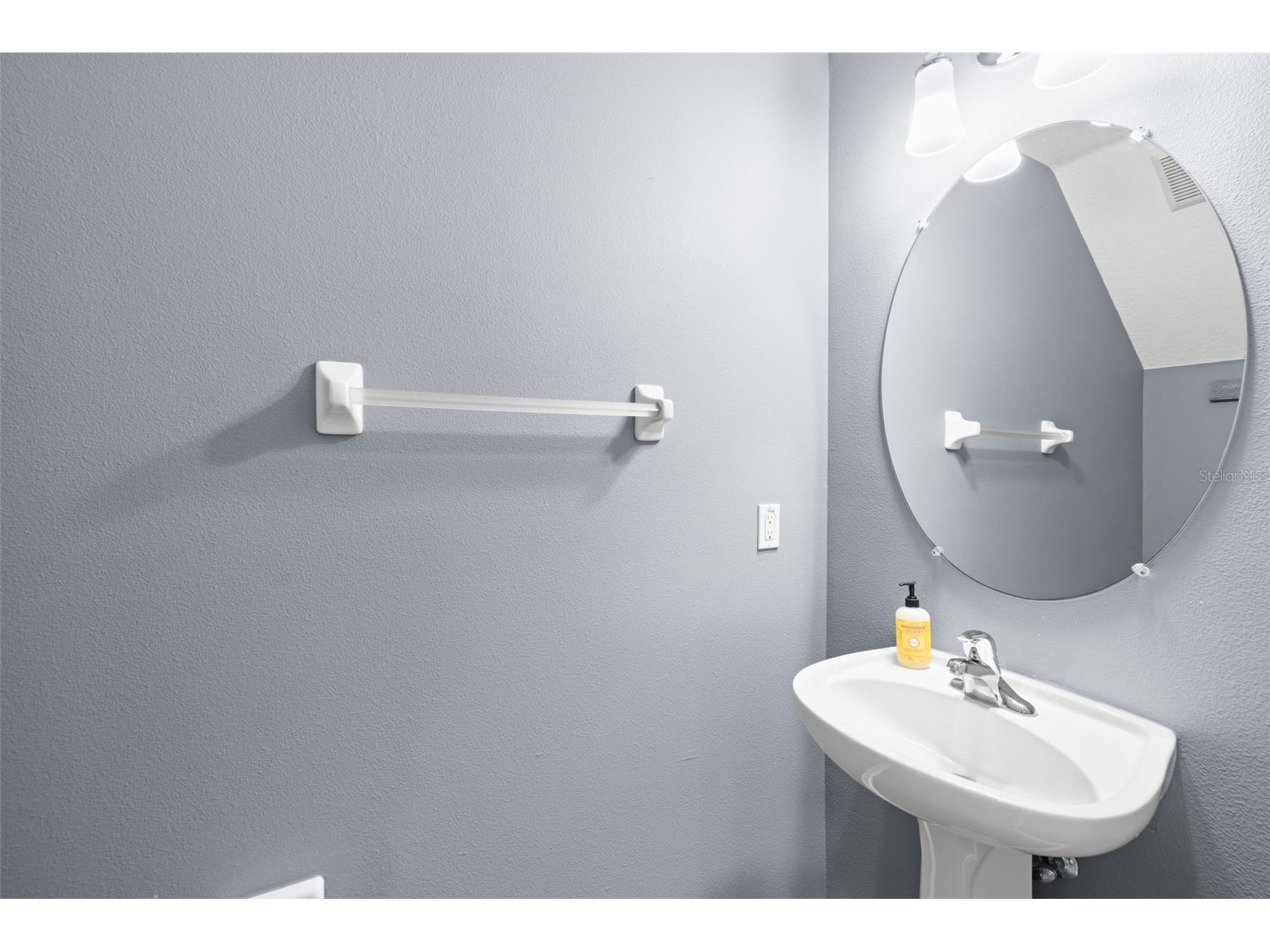 11231 Kapok Grand Circle Saint Petersburg FL 33708 TB8454332 image6