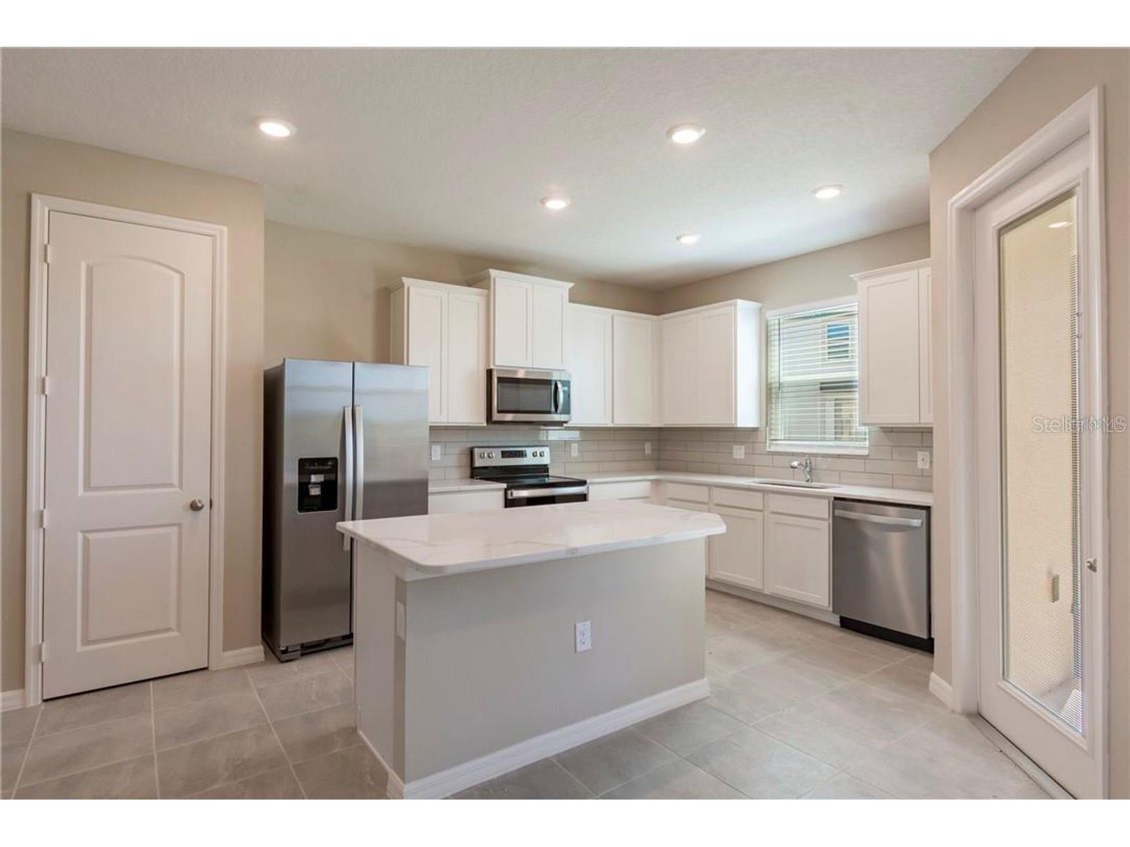 11232 Cay Spruce Way San Antonio FL 33576 O6420070 image6