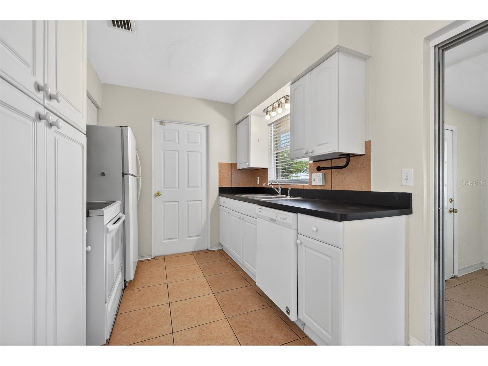 11234 68th Avenue N Seminole FL 33772 TB8518051 image3