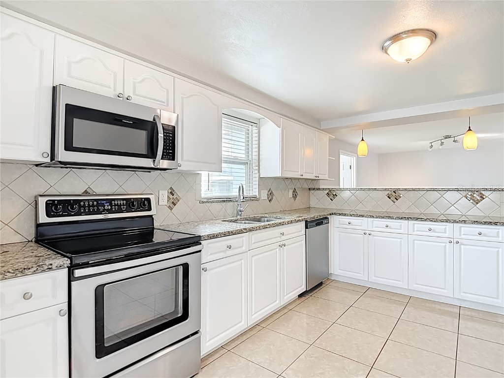 11234 Yewtree Avenue Port Richey FL 34668 C7516950 image15