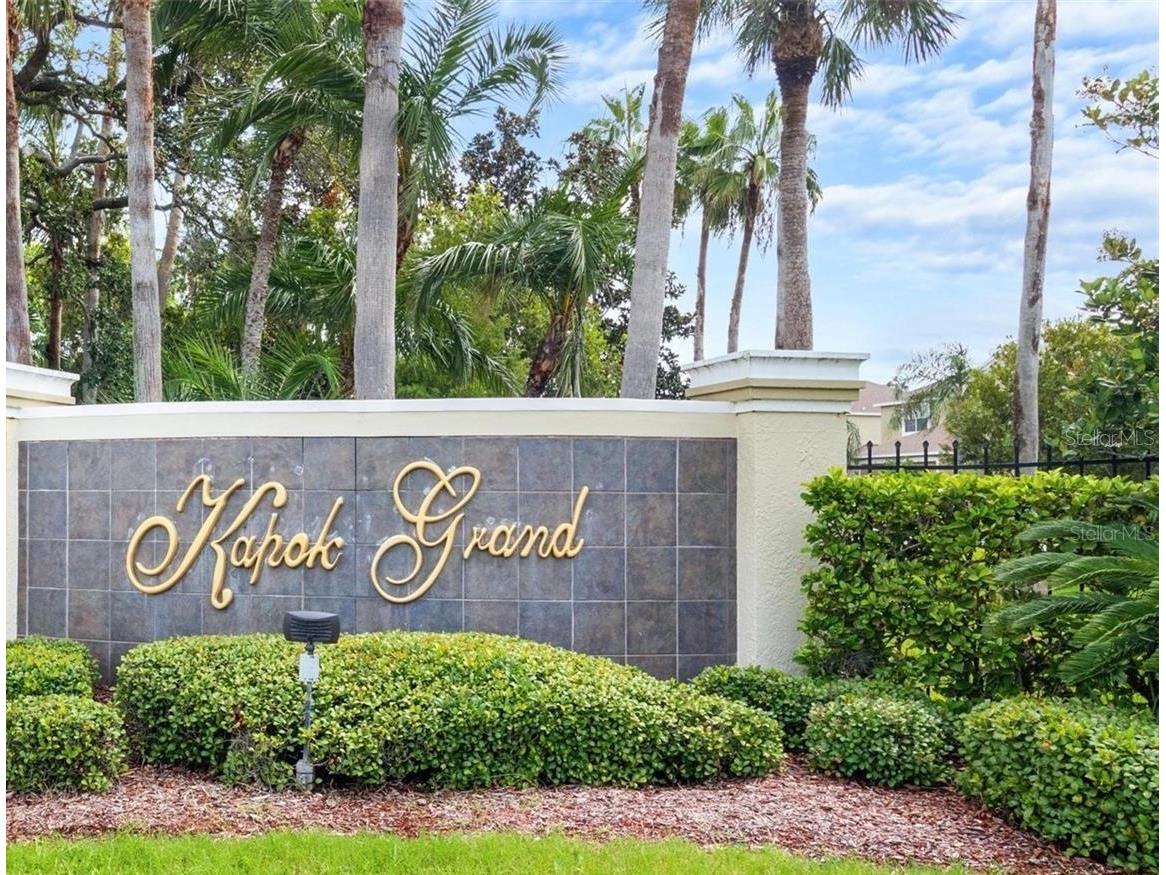 11235 Kapok Grand Circle Madeira Beach FL 33708 TB8506668 image1