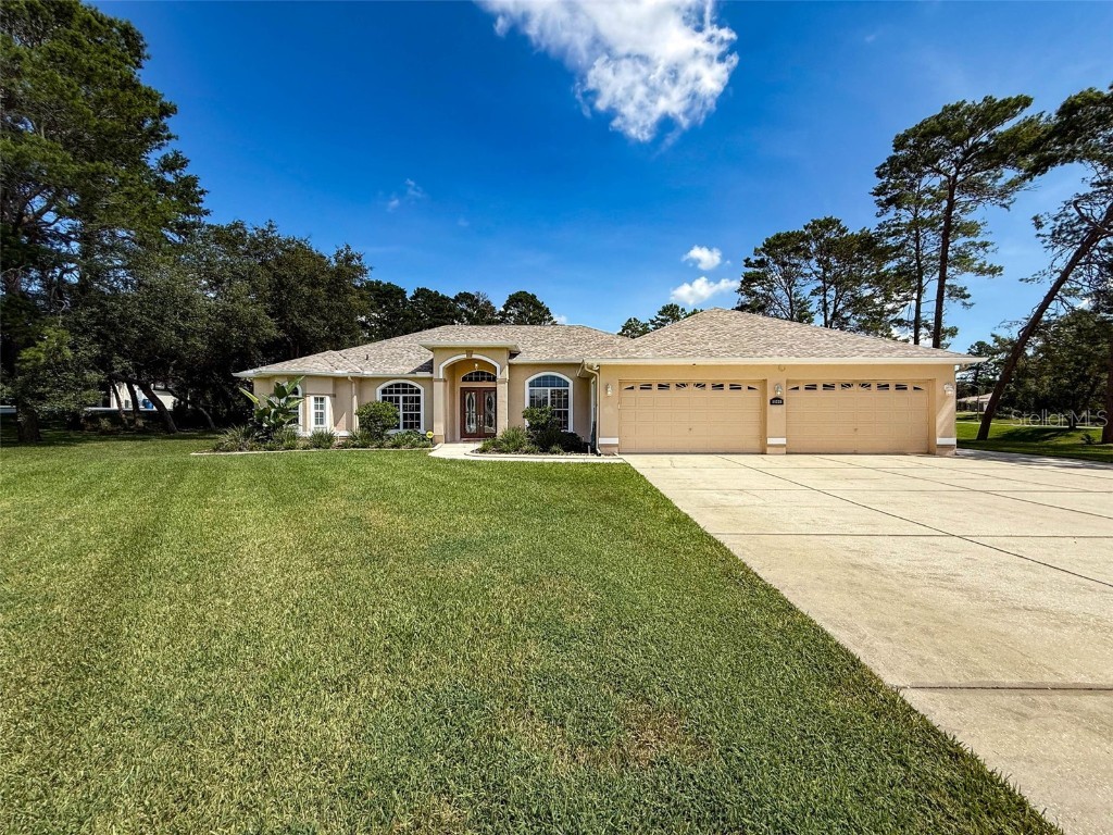 11235 Warm Wind Way Weeki Wachee FL 34614 W7877871 image2