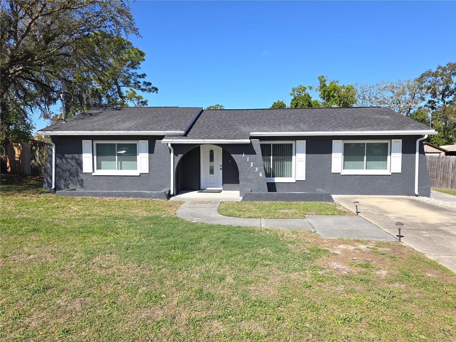 11236 Gifford Drive Spring Hill FL 34608 W7884144 image1