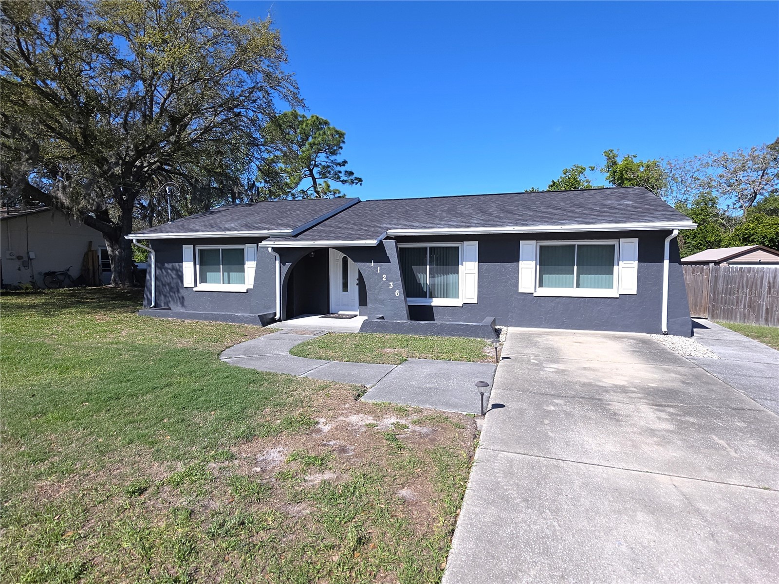 11236 Gifford Drive Spring Hill FL 34608 W7884144 image2