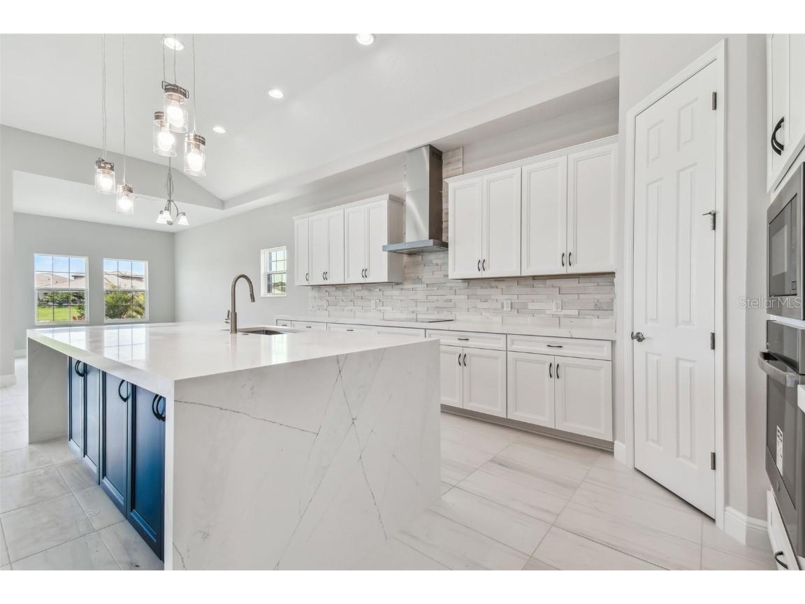 11239 Rustic Timber Loop San Antonio FL 33576 TB8452747 image14