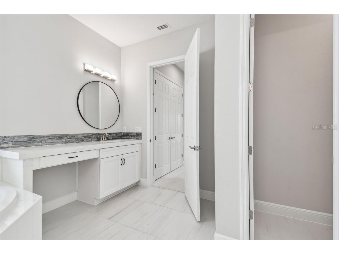 11239 Rustic Timber Loop San Antonio FL 33576 TB8452747 image58