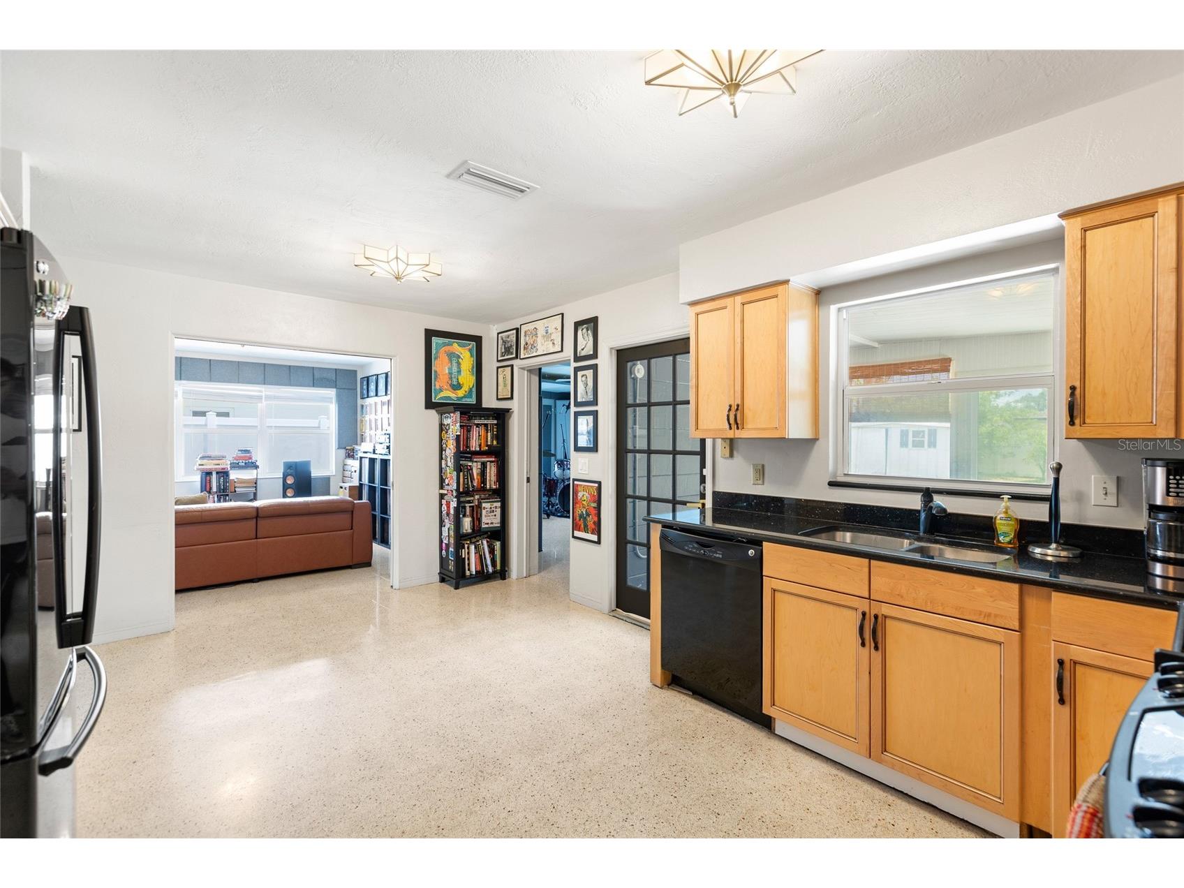 1124 40th Avenue NE Saint Petersburg FL 33703 TB8507963 image14