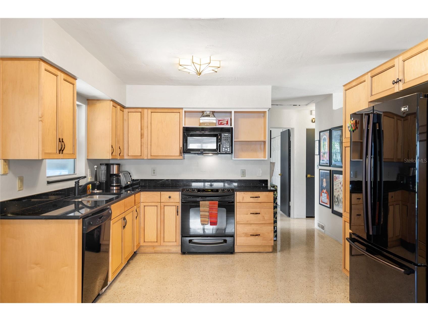 1124 40th Avenue NE Saint Petersburg FL 33703 TB8507963 image16