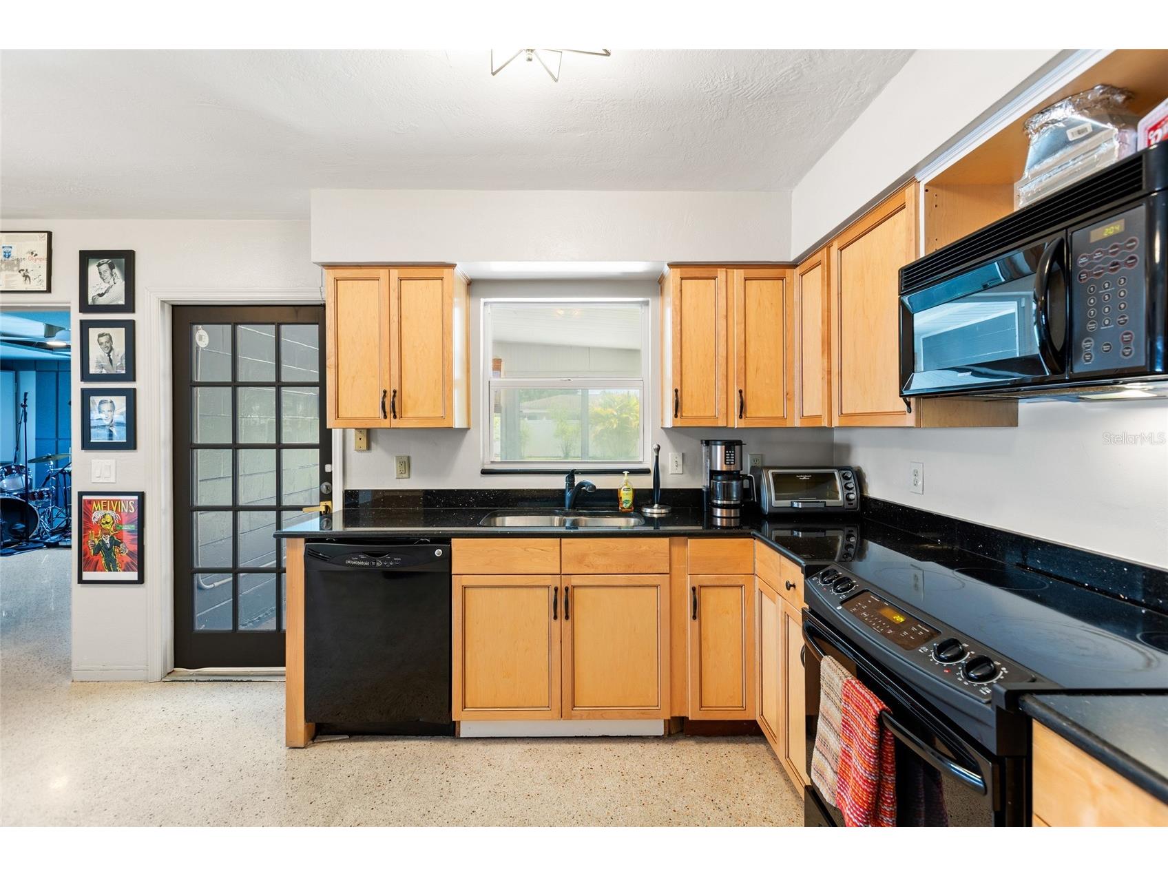 1124 40th Avenue NE Saint Petersburg FL 33703 TB8507963 image19