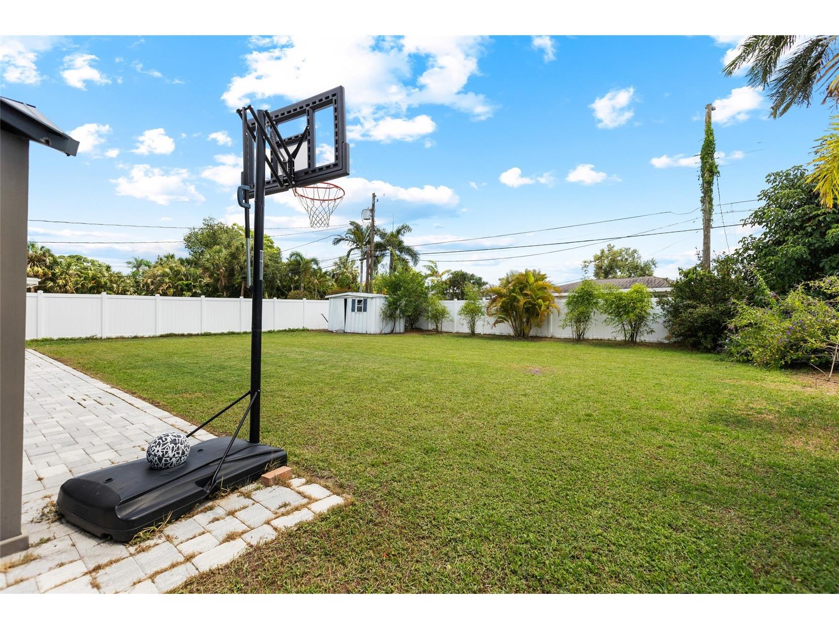 1124 40th Avenue NE Saint Petersburg FL 33703 TB8507963 image40