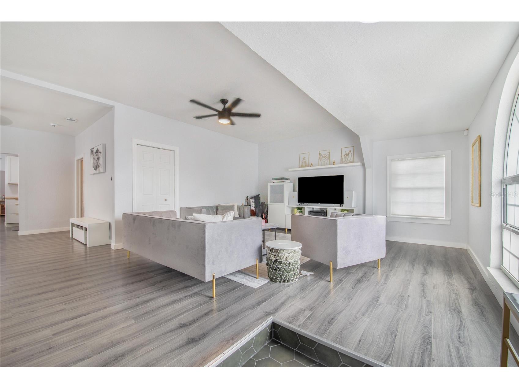 1124 Avenue F Haines City FL 33844 P4938432 image8