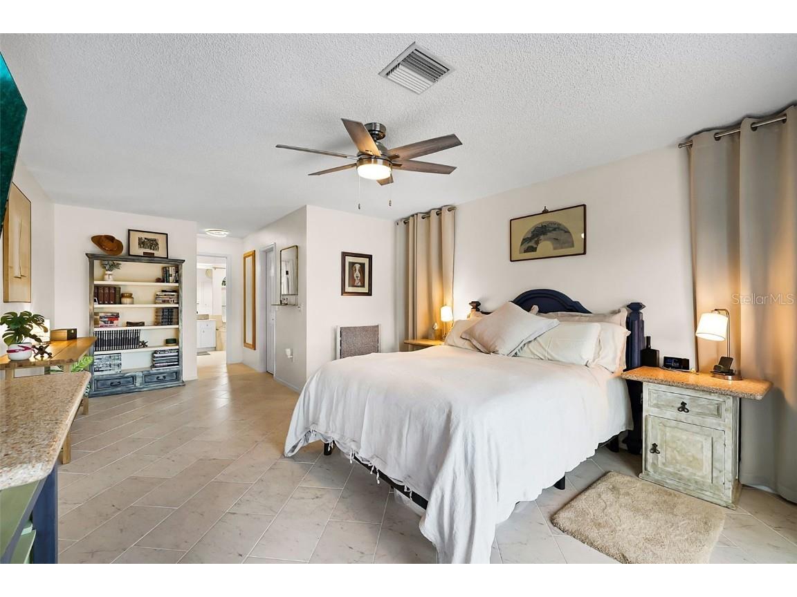 1124 Cheshire Street Port Charlotte FL 33953 - KOENIG WATERWAY C7499595 image23