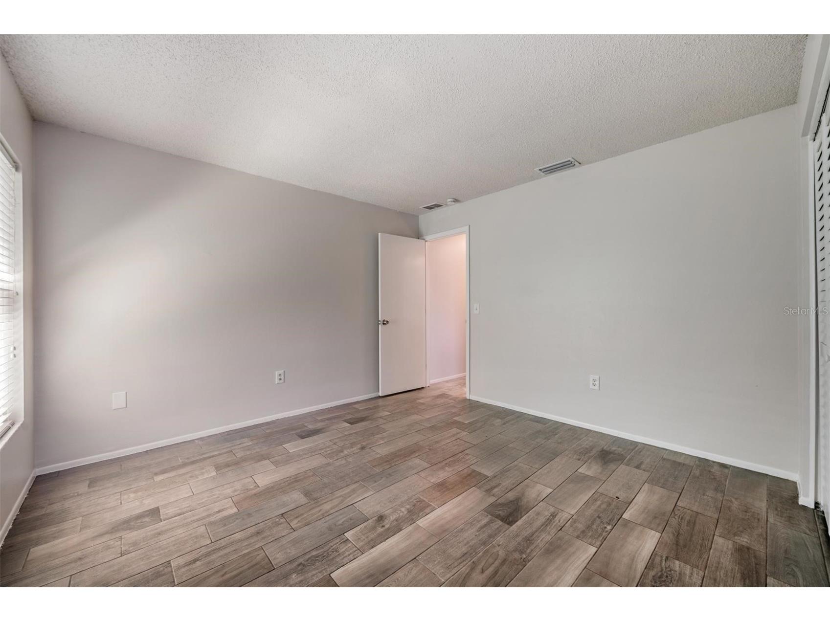 1124 Danny Drive Sarasota FL 34243 TB8500717 image29