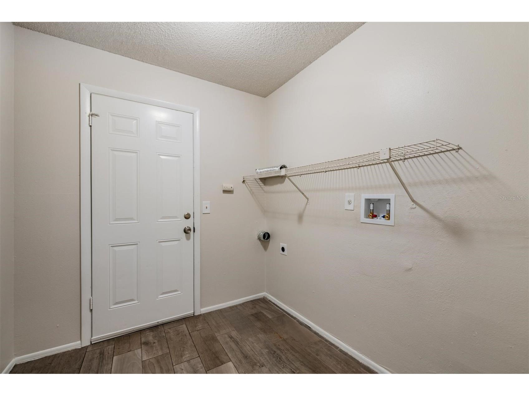 1124 Danny Drive Sarasota FL 34243 TB8500717 image31