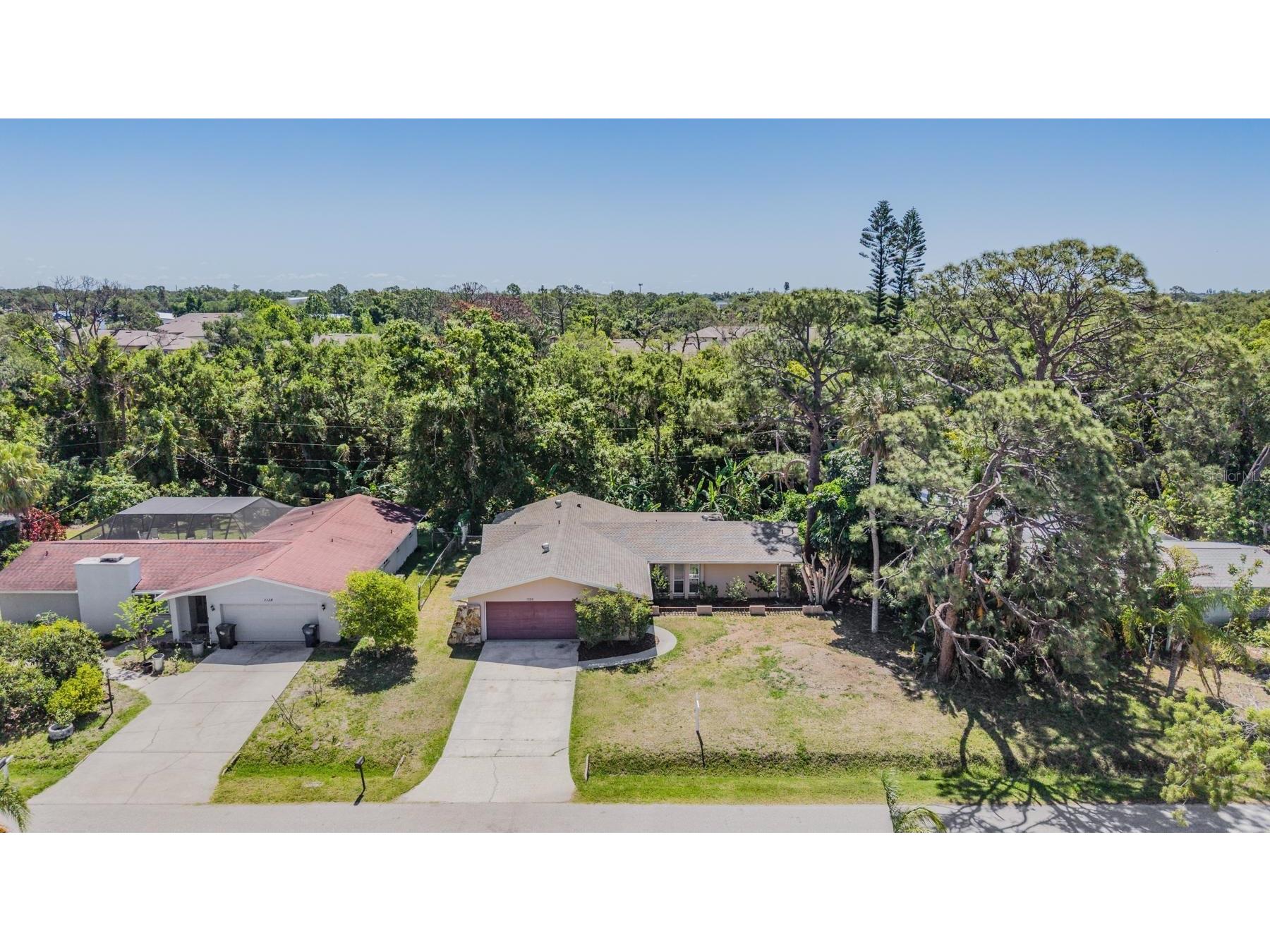 1124 Danny Drive Sarasota FL 34243 TB8500717 image41