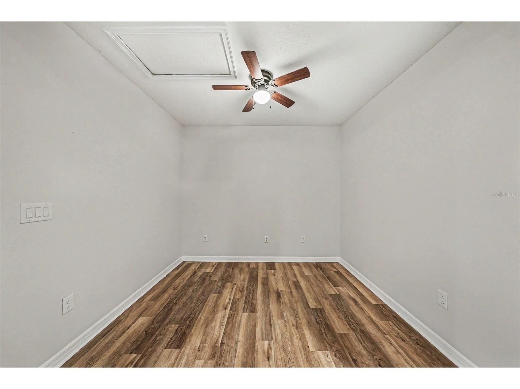 1124 Hillhurst Drive Wesley Chapel FL 33543 TB8509478 image23