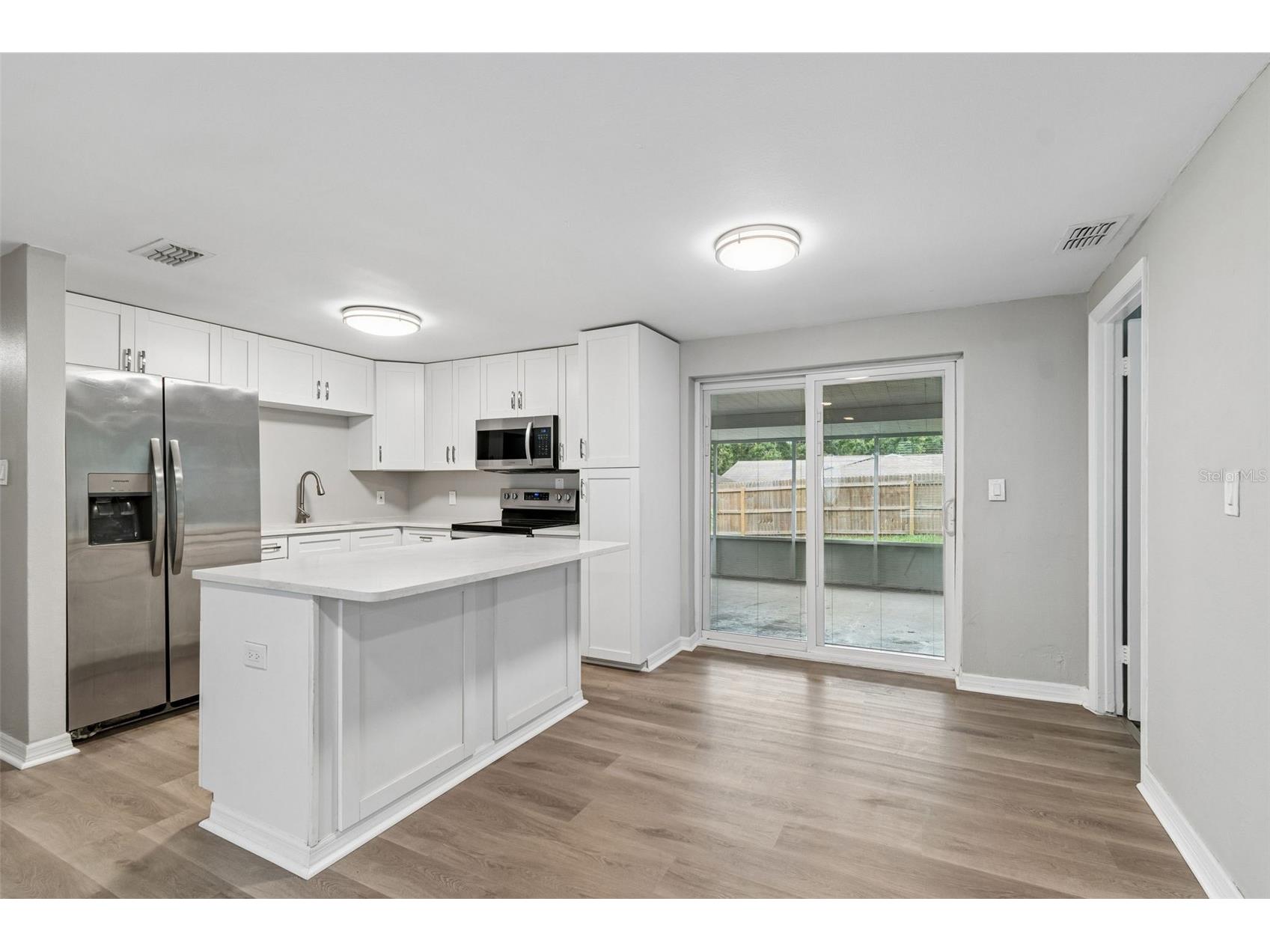 1124 Jadewood Avenue Clearwater FL 33759 TB8526437 image10