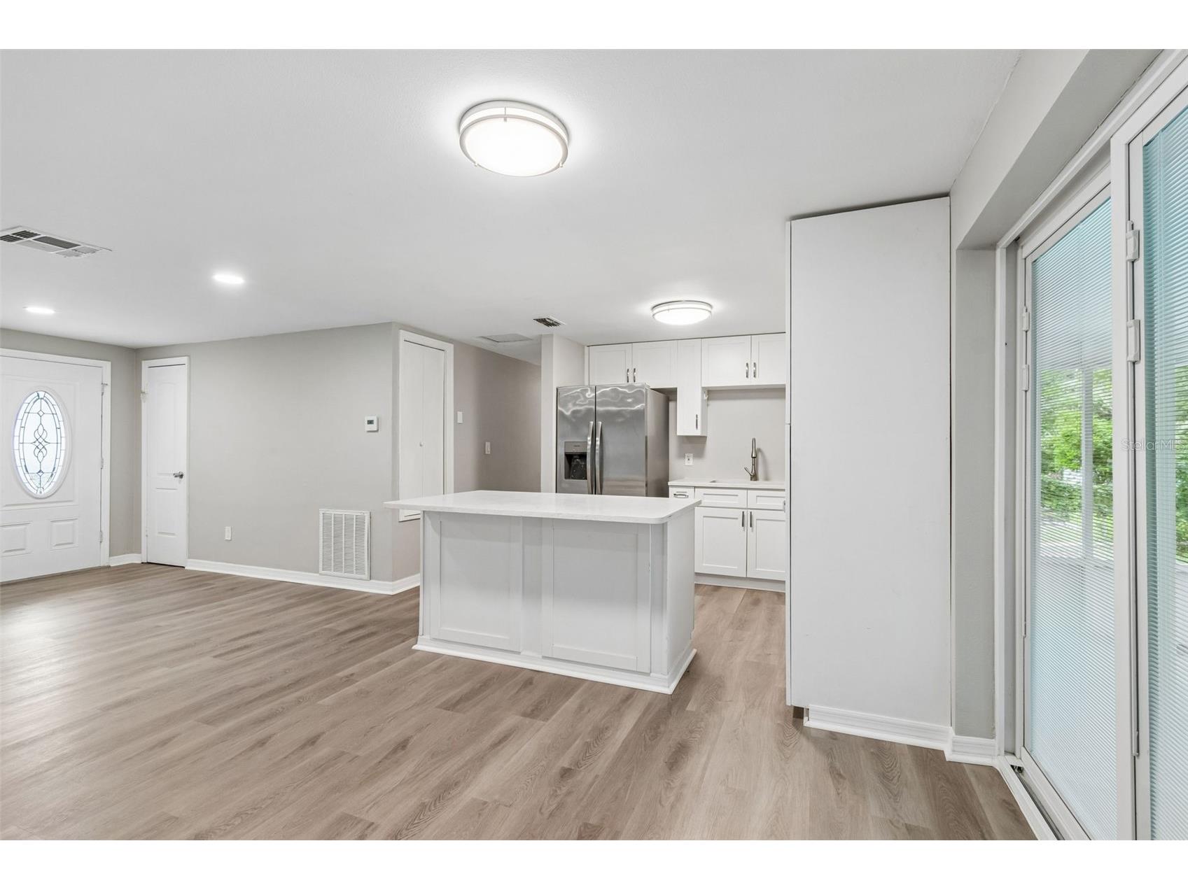 1124 Jadewood Avenue Clearwater FL 33759 TB8526437 image11