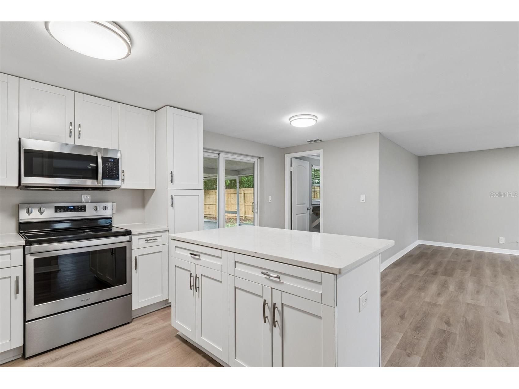 1124 Jadewood Avenue Clearwater FL 33759 TB8526437 image14