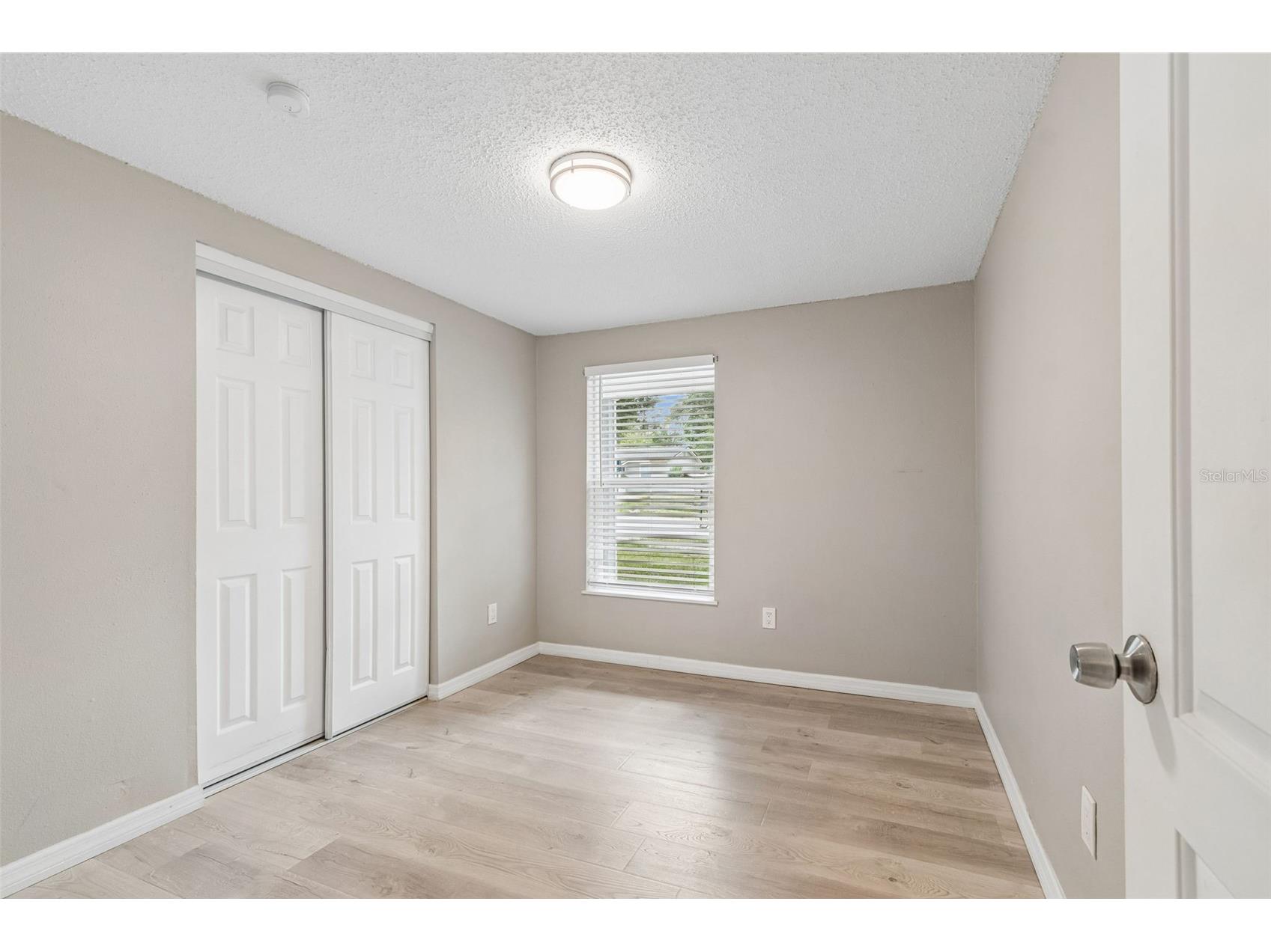1124 Jadewood Avenue Clearwater FL 33759 TB8526437 image19