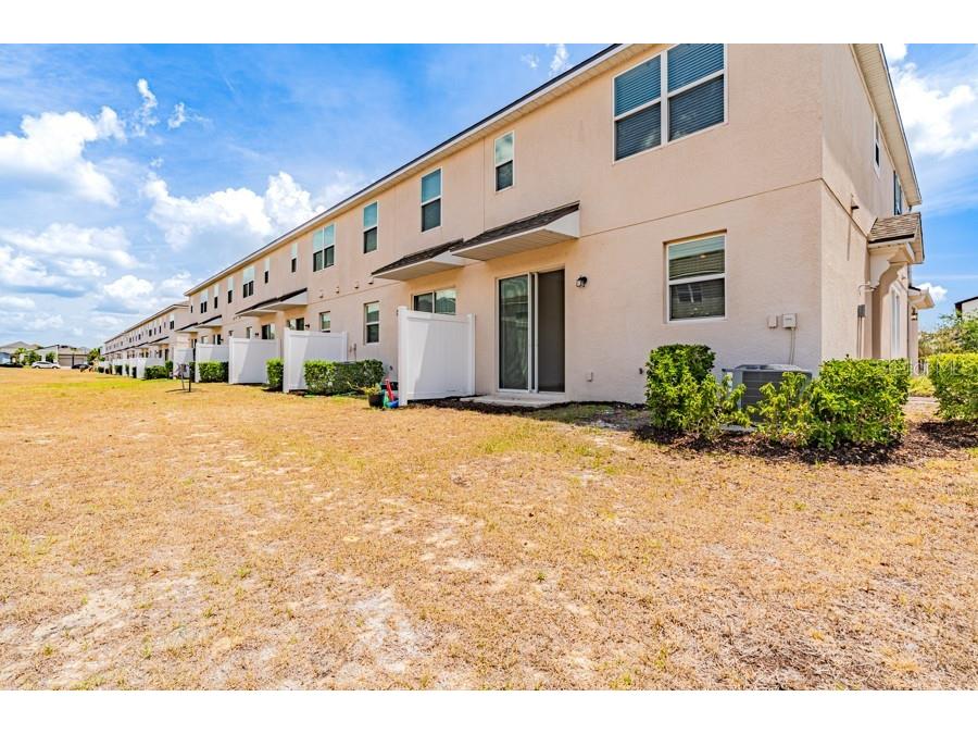 1124 Lakeshore Breeze Place Kissimmee FL 34747 O6410191 image8