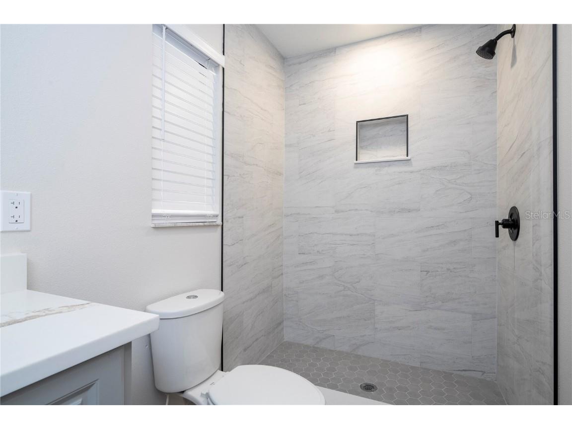 1124 Munster Street Orlando FL 32803 O6357835 image57