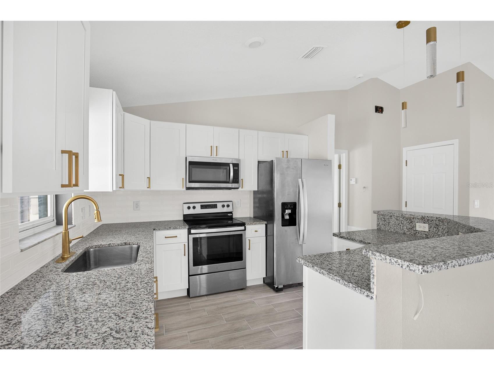 1124 NE 23rd Street Ocala FL 34470 OM726713 image2