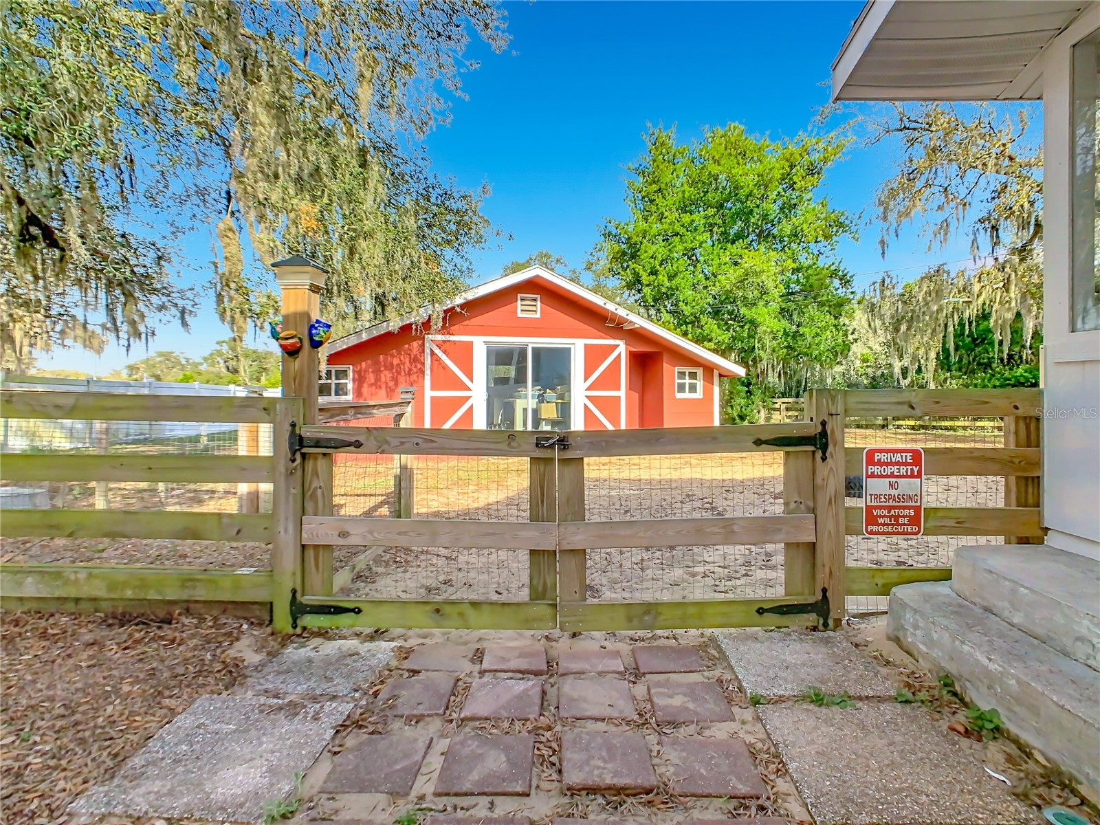 1124 Saint Anne Shrine Road Lake Wales FL 33898 - ST. ANNE SHRINE P4938102 image38