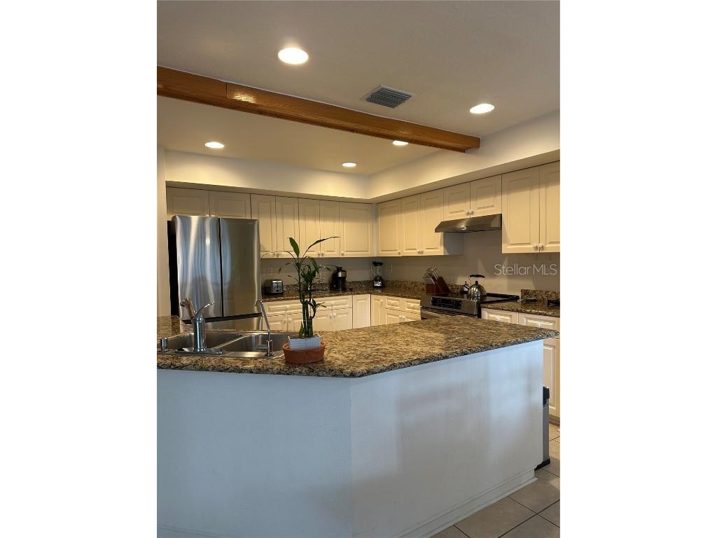 1124 Sunset Point Road #302 Clearwater FL 33755 TB8405621 image11