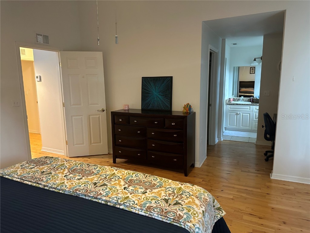 1124 Sunset Point Road #302 Clearwater FL 33755 TB8405621 image34