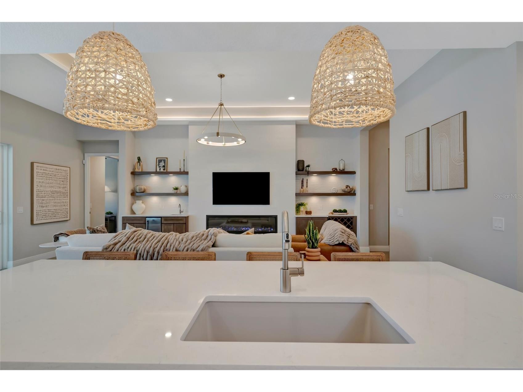 1124 Waterline Court Sarasota FL 34240 A4692511 image17