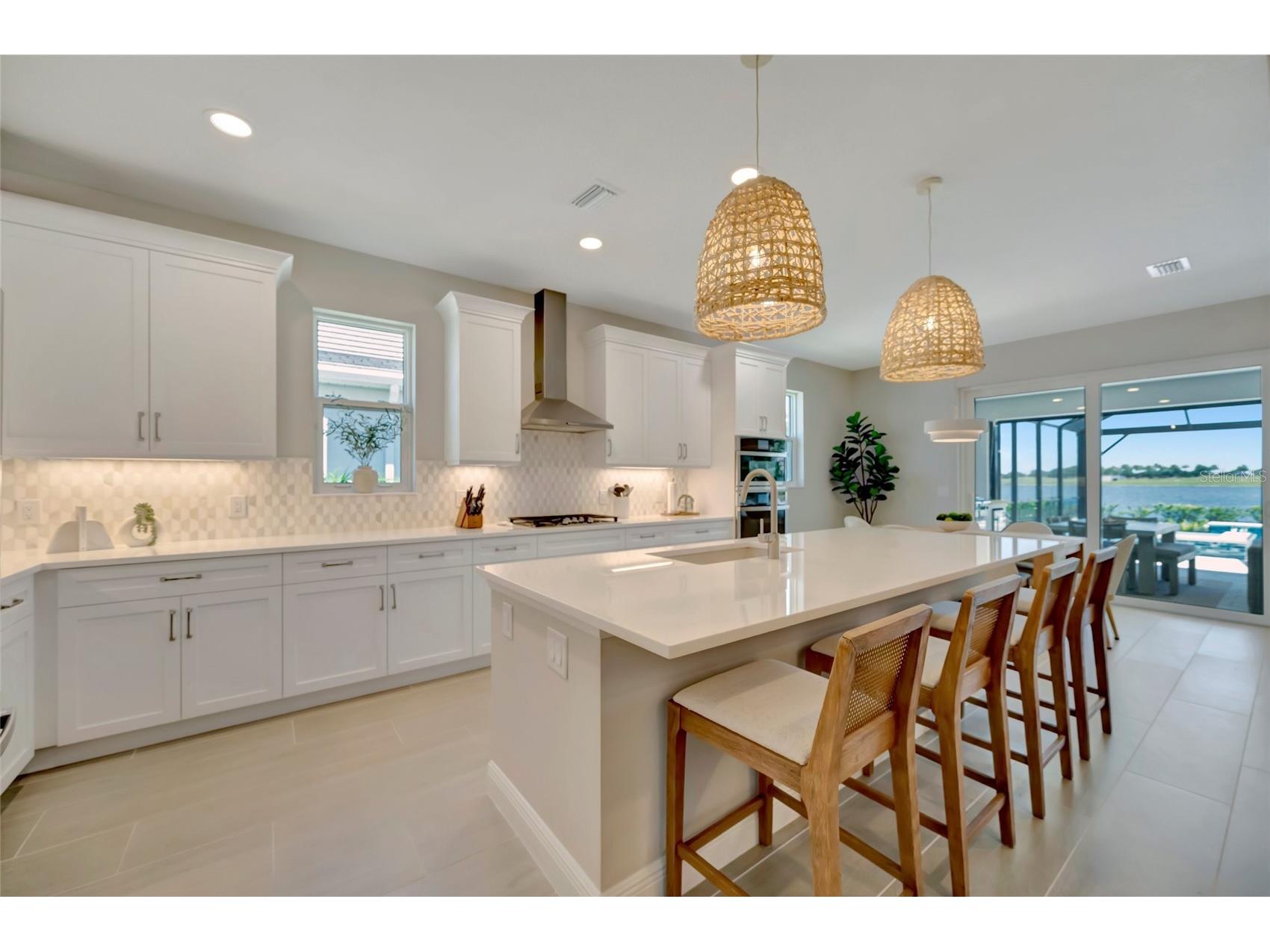 1124 Waterline Court Sarasota FL 34240 A4692511 image23