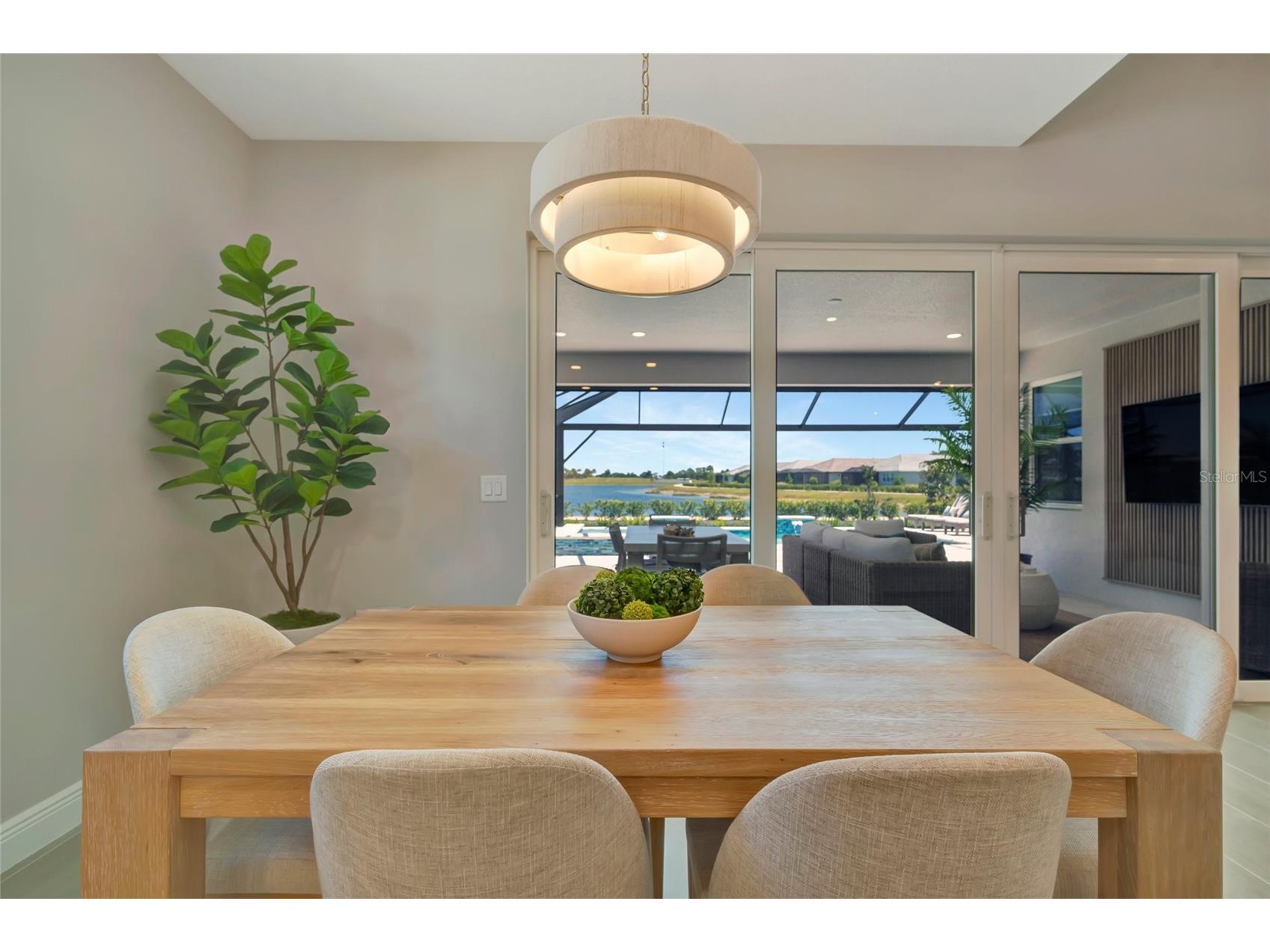 1124 Waterline Court Sarasota FL 34240 A4692511 image27