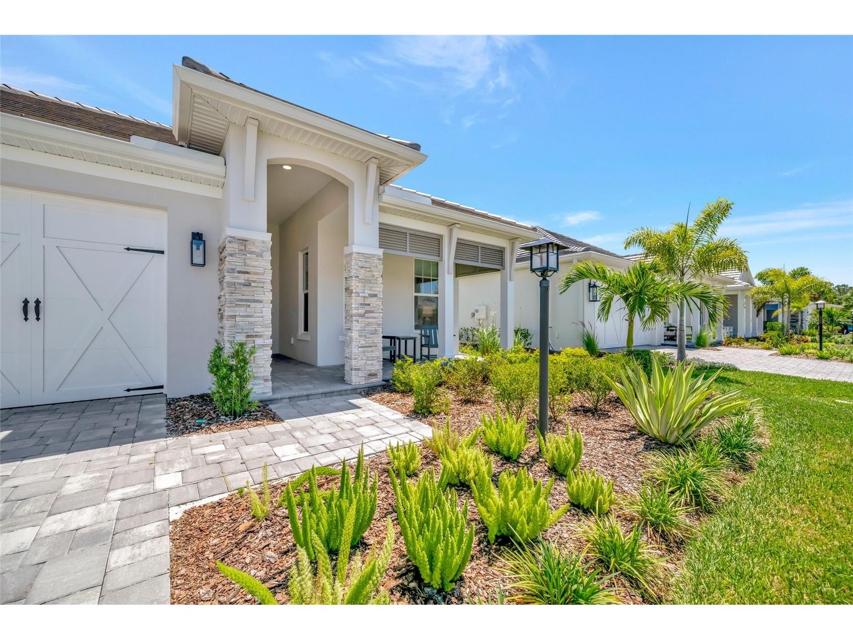 1124 Waterline Court Sarasota FL 34240 A4692511 image3
