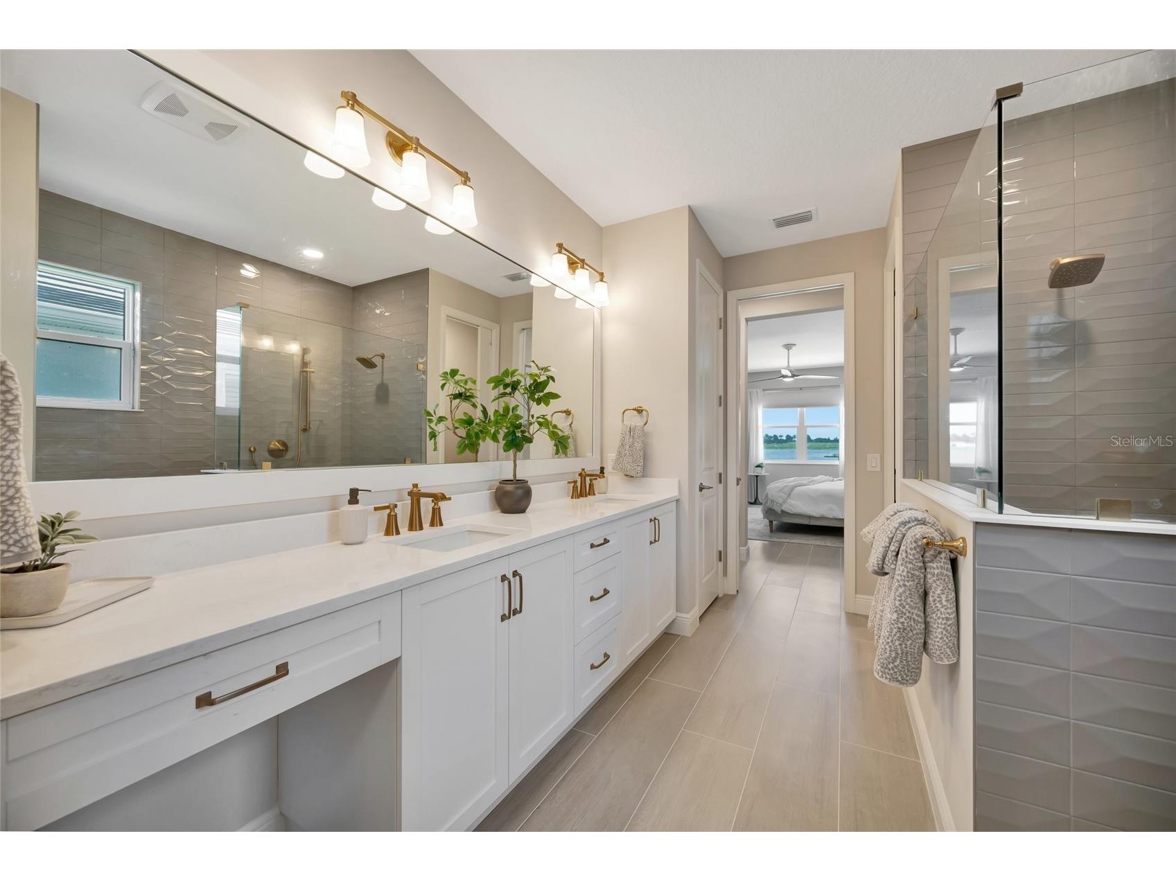 1124 Waterline Court Sarasota FL 34240 A4692511 image33