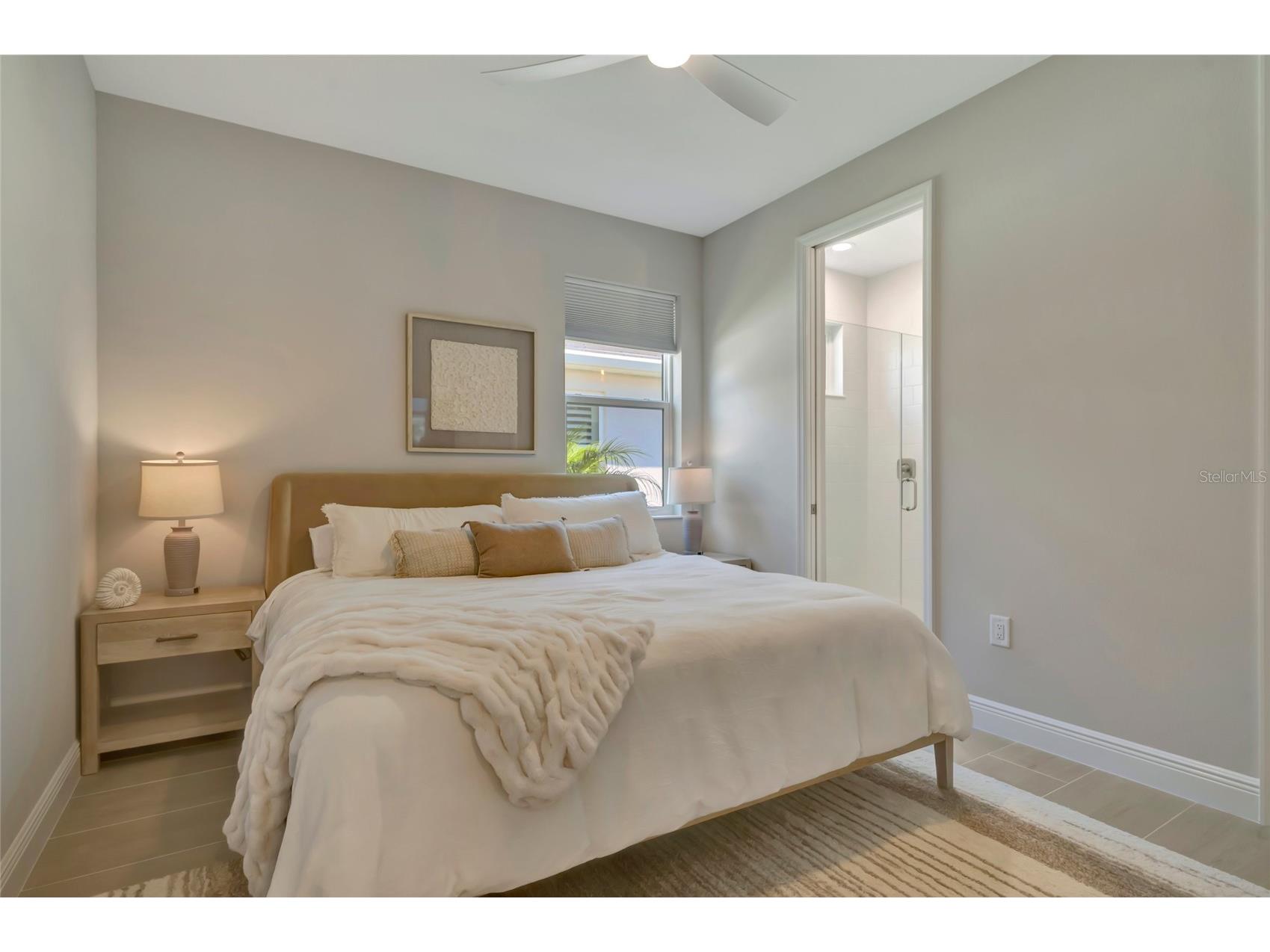 1124 Waterline Court Sarasota FL 34240 A4692511 image39