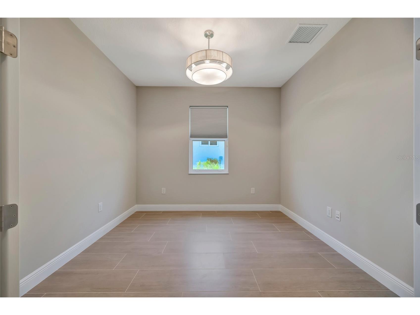 1124 Waterline Court Sarasota FL 34240 A4692511 image49