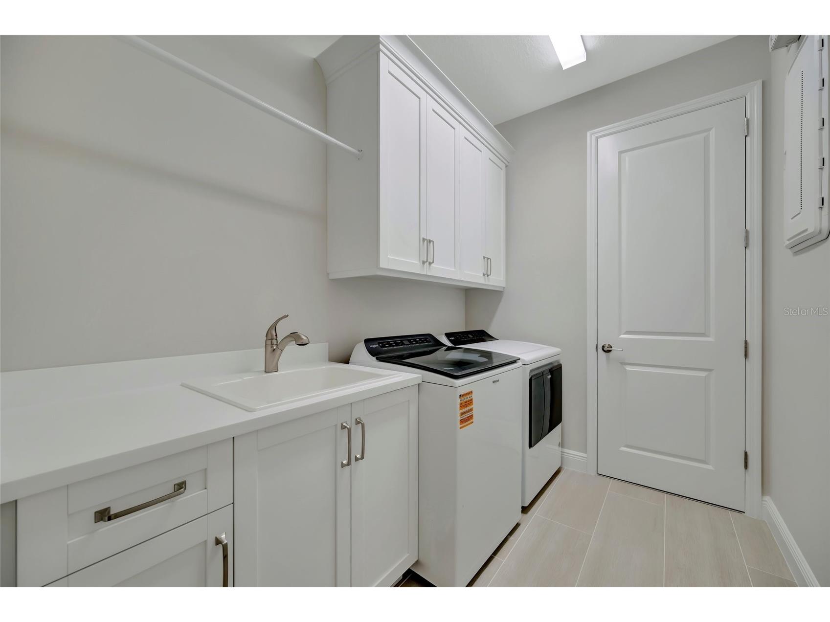 1124 Waterline Court Sarasota FL 34240 A4692511 image50