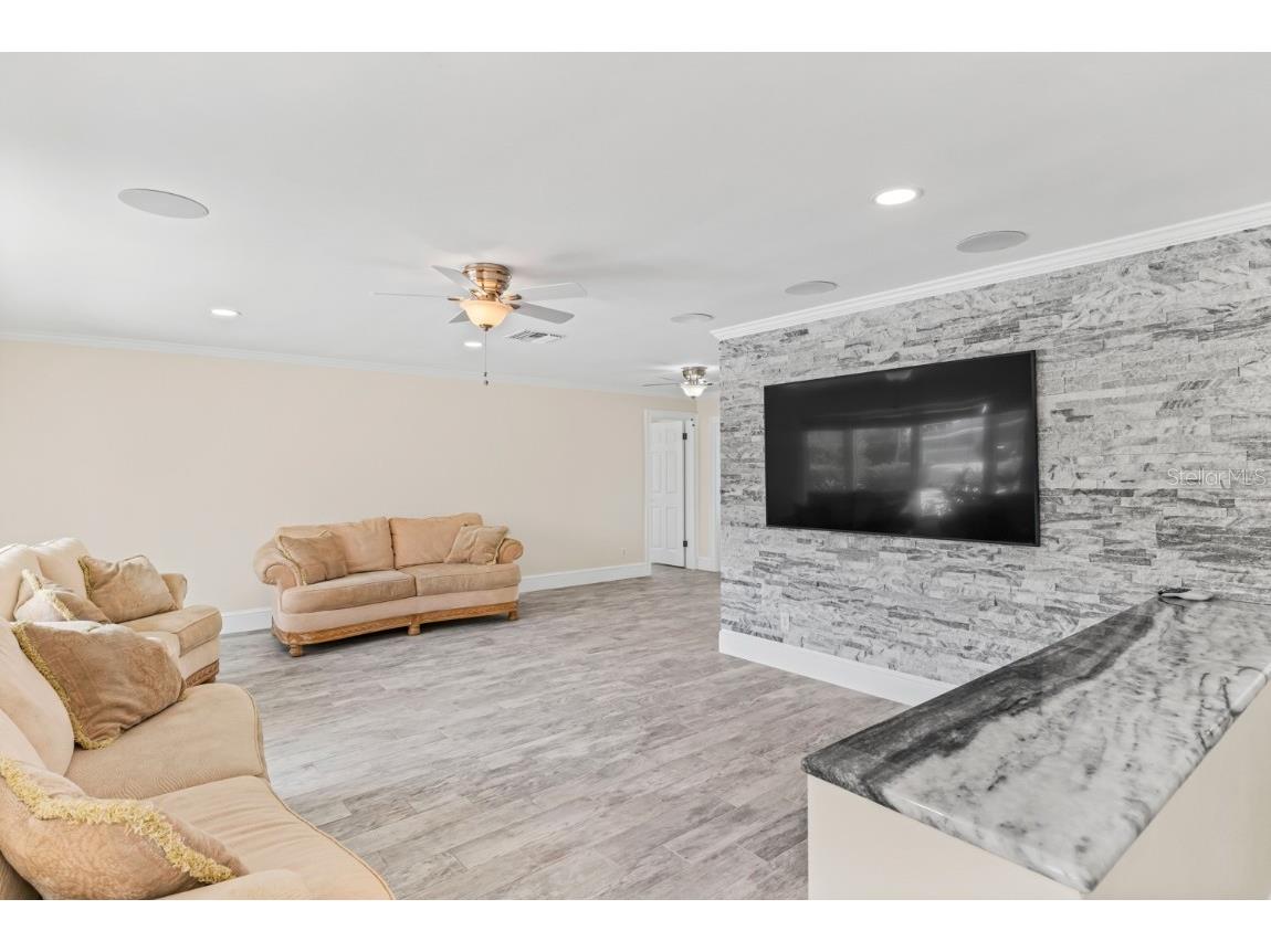 11240 7th Street E Treasure Island FL 33706 - CANAL TO INTRACOASTAL TB8448941 image10