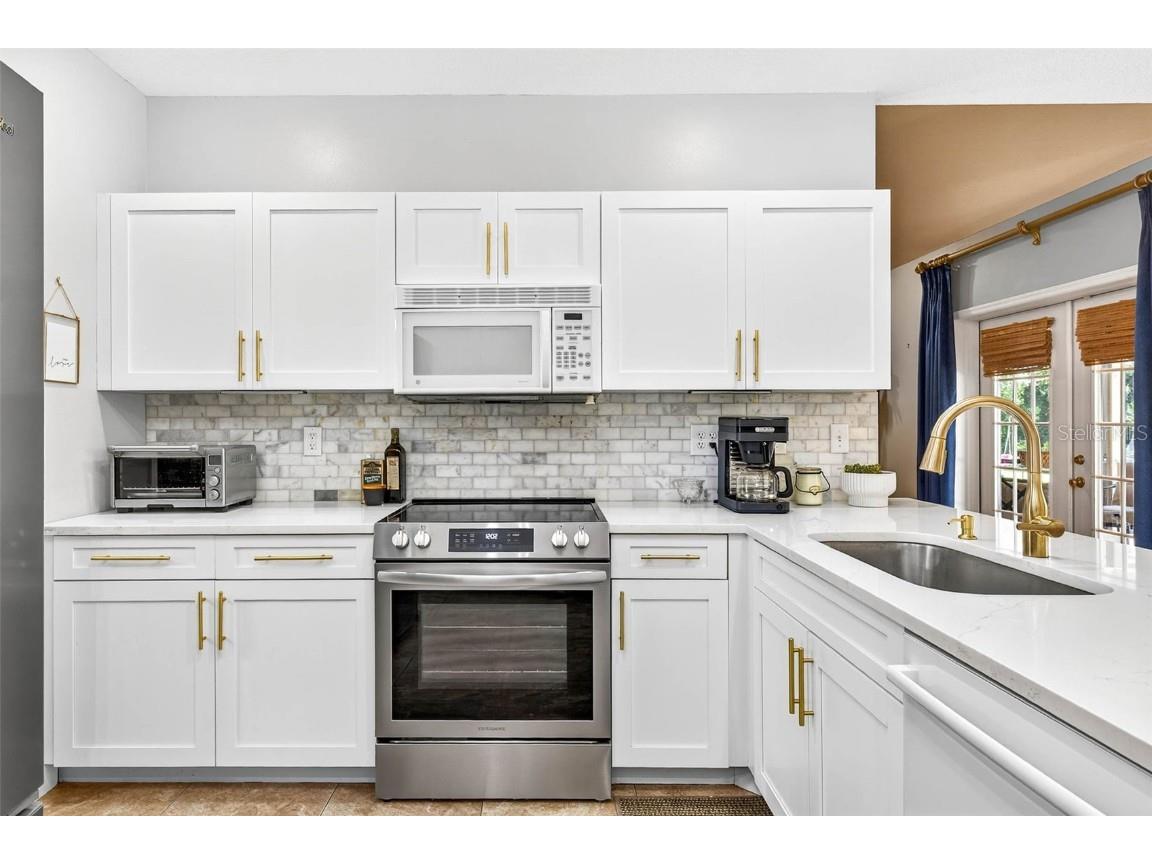 11240 Grandview Dr Dade City FL 33525 TB8420919 image24