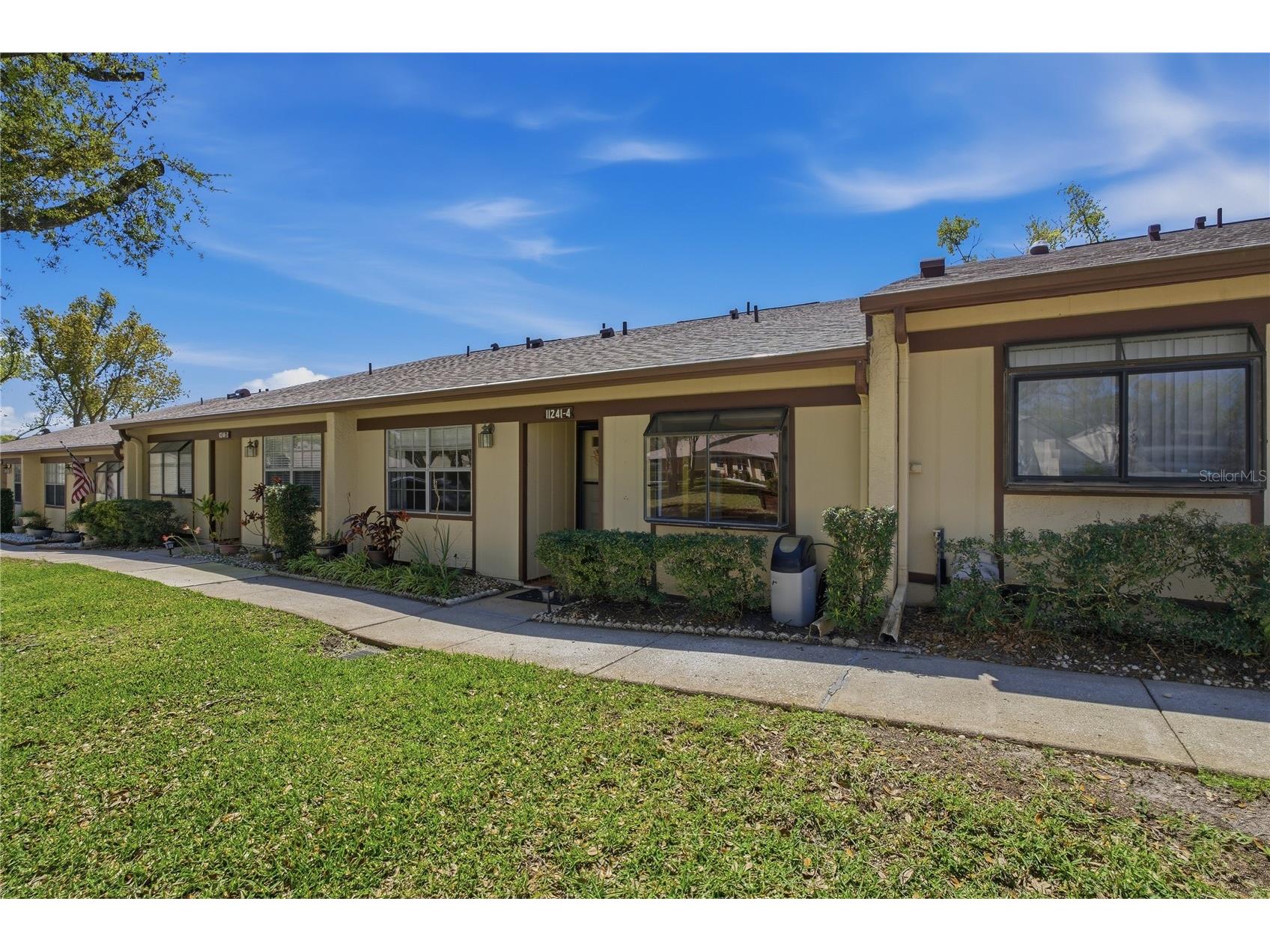 11241 Dollar Lake Drive #4 Port Richey FL 34668 W7883901 image2