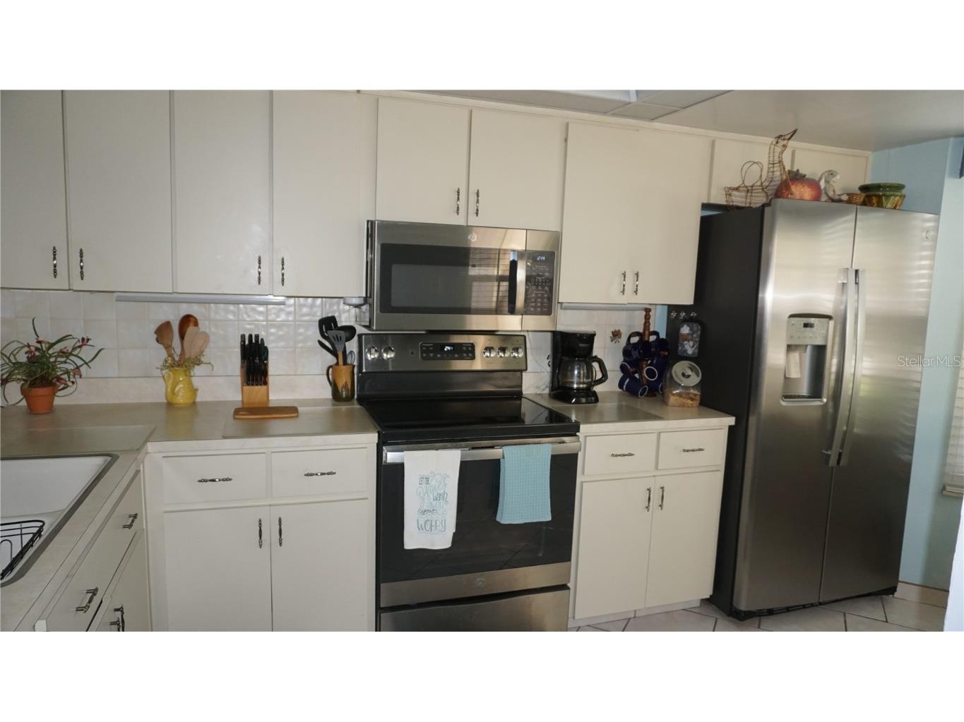 11241 Versailles Lane #0 Port Richey FL 34668 W7879897 image2