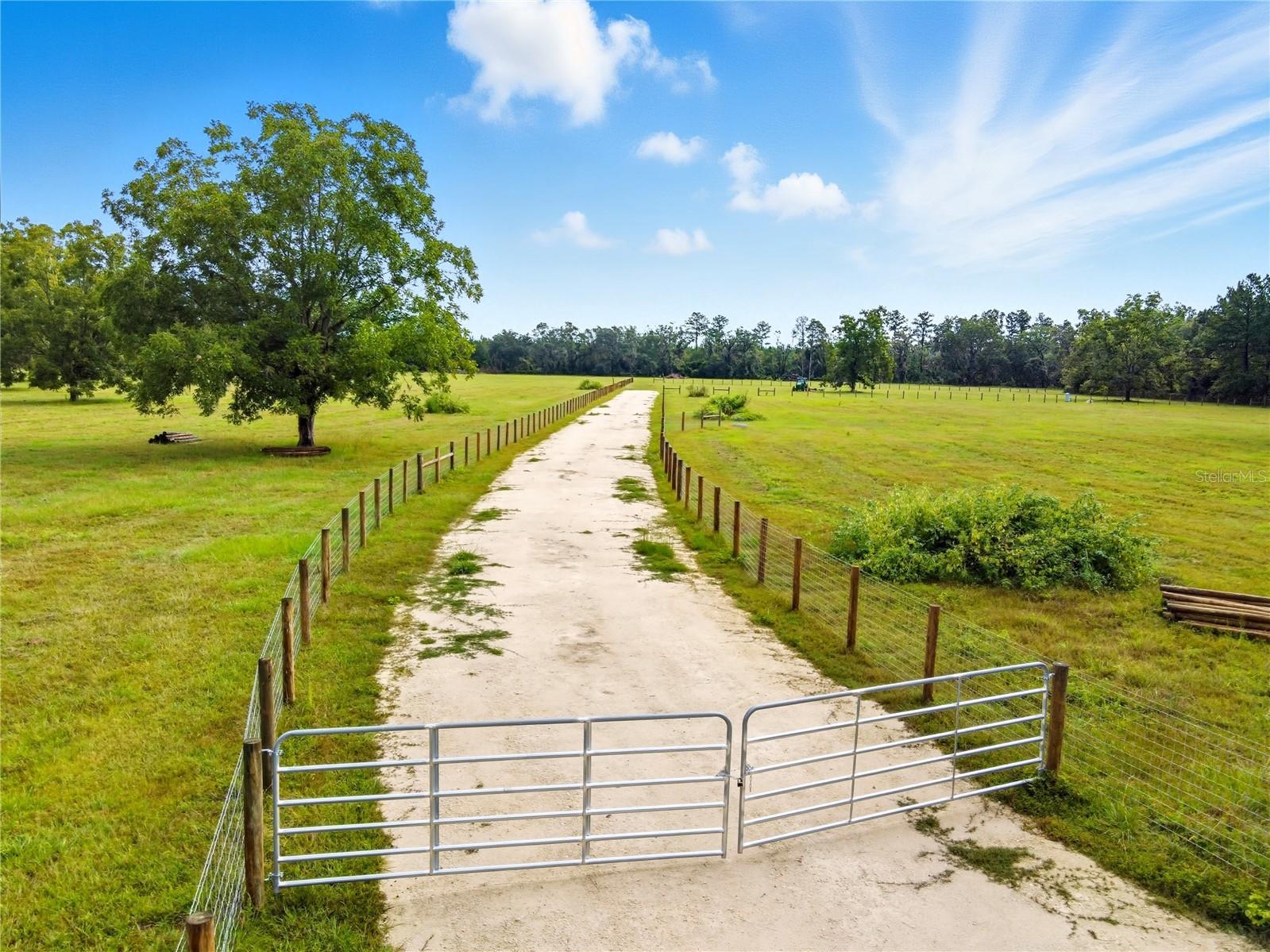 11242 Hogan Road Live Oak FL 32060 FC316325 image13