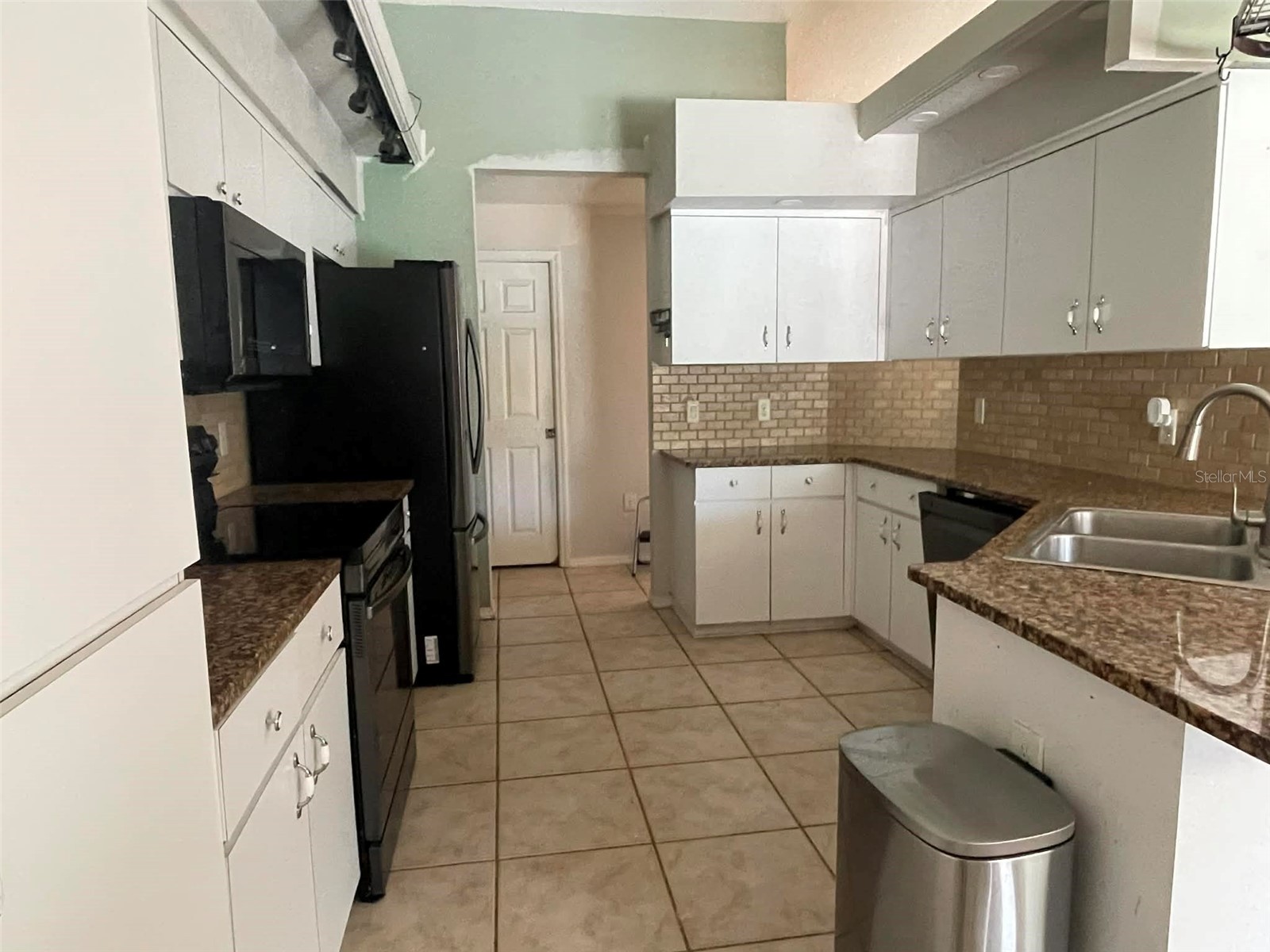 11242 Mirage Avenue Weeki Wachee FL 34614 W7882903 image7