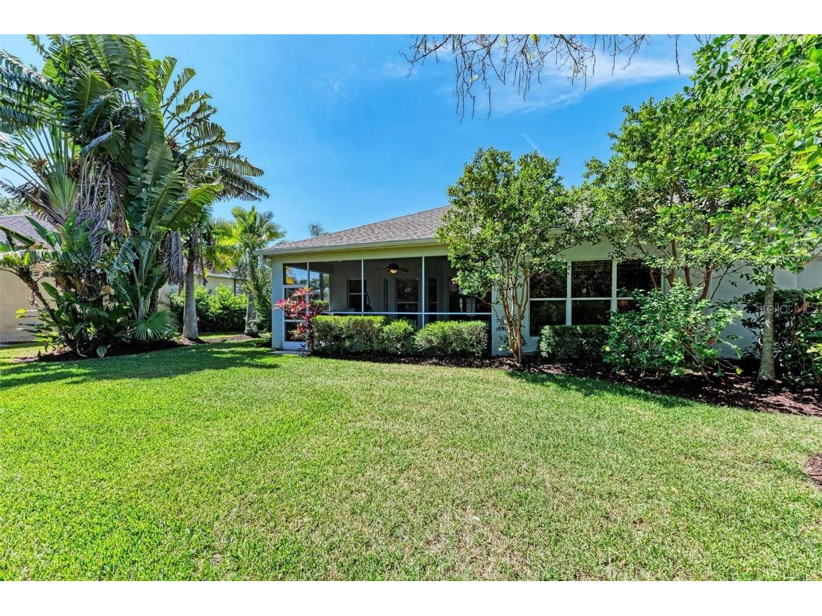 11242 Primrose Circle, Lakewood Ranch, FL, 34202 | MLS: A4607817 ...