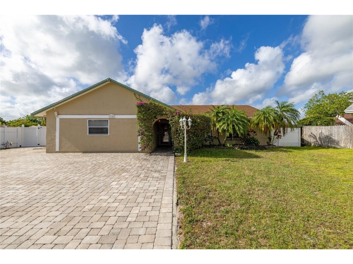 11242 Stone Gate Court Orlando FL 32837 S5124166 image1