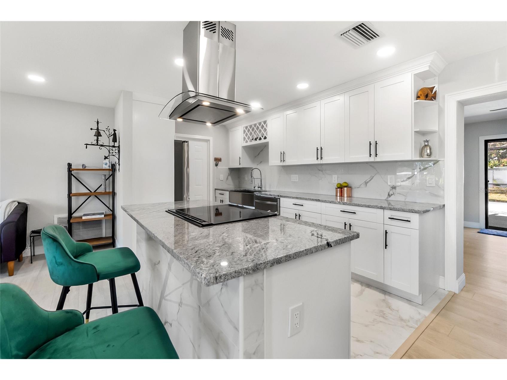 11245 69th Avenue Seminole FL 33772 A4682343 image2